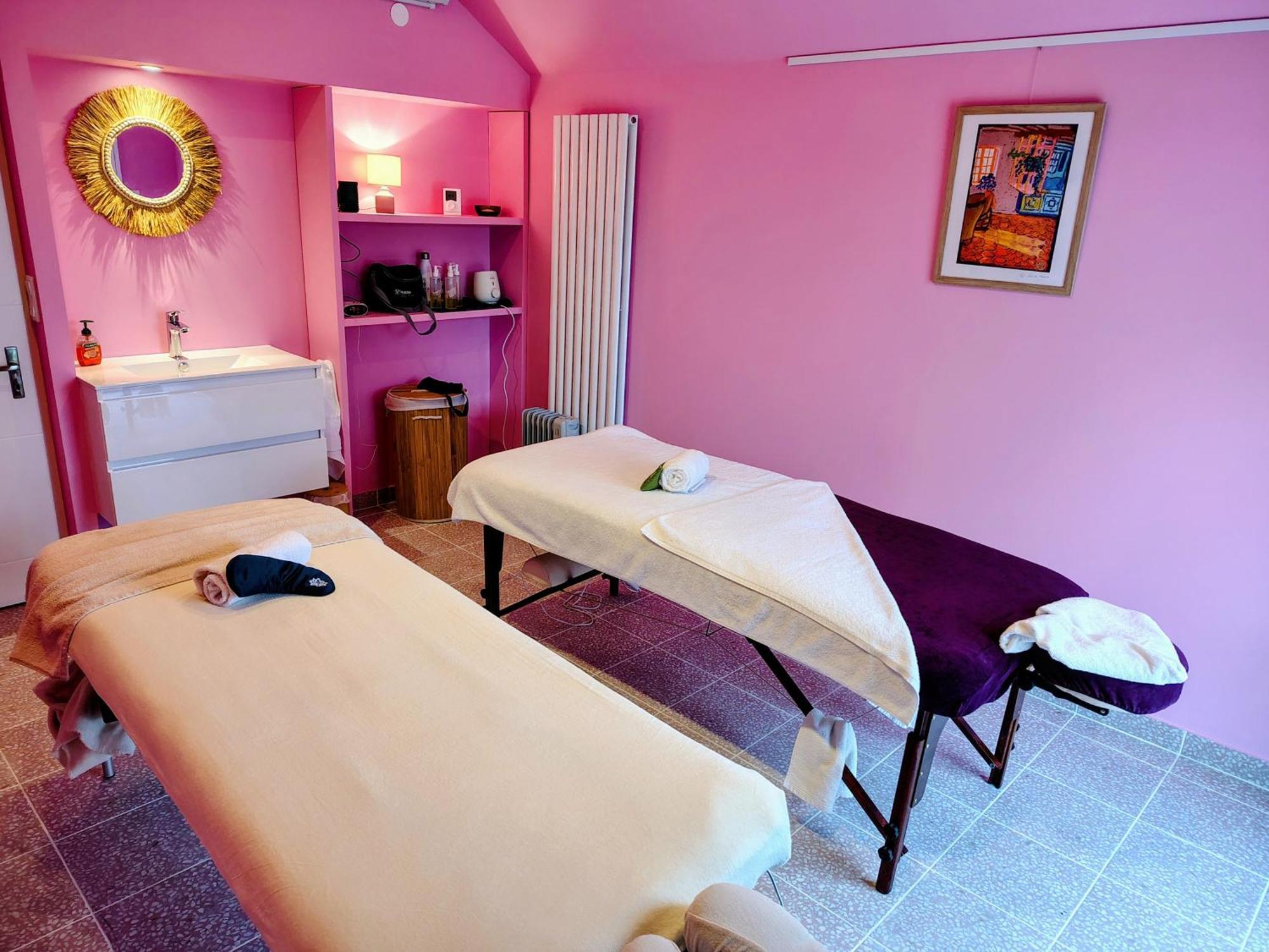 Le Spa Est Dans Le Pre Trigueres Eksteriør bilde